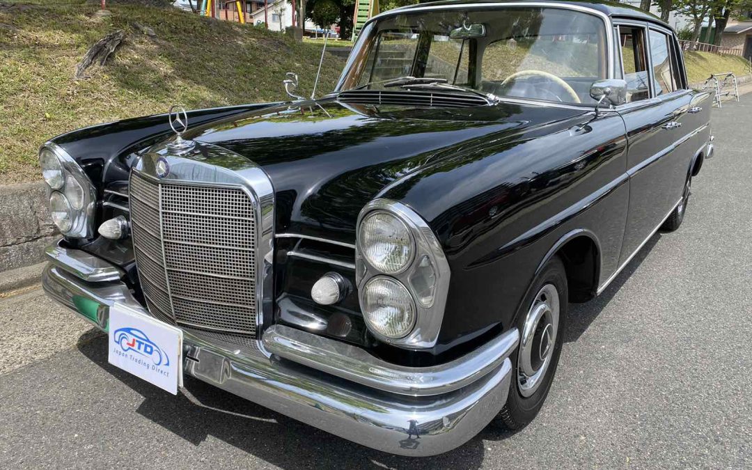 Mercedes 220S